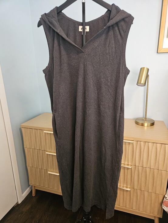 Pact Dresses & Skirts - pact Sleeveless Mid Calf Dress In Graphite Gray